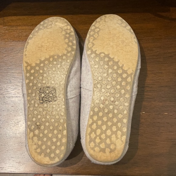 TOMs Sherpa lined flats ‘Alpargata’ - Picture 2 of 5